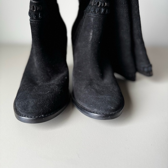 Vince Camuto Madolee Over The Knee Black Suede Boots Size 7.5 - Picture 9 of 14